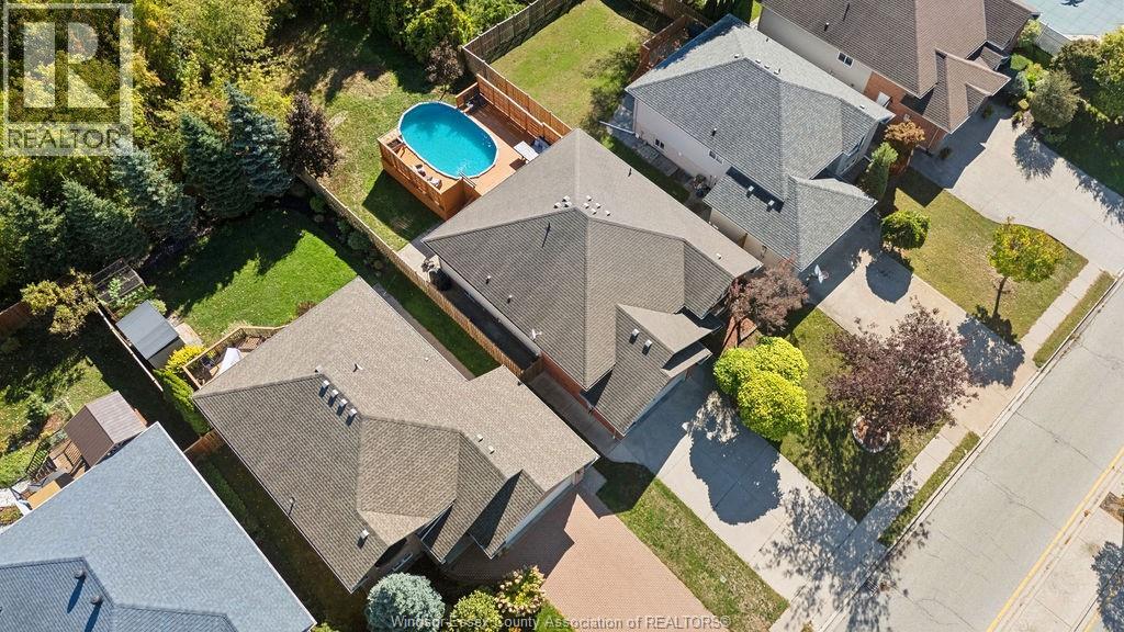 1162 Banwell Road Property Photo 38