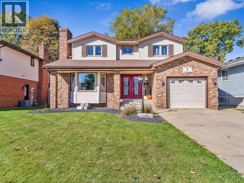 9 Evans Avenue Property Photo 1