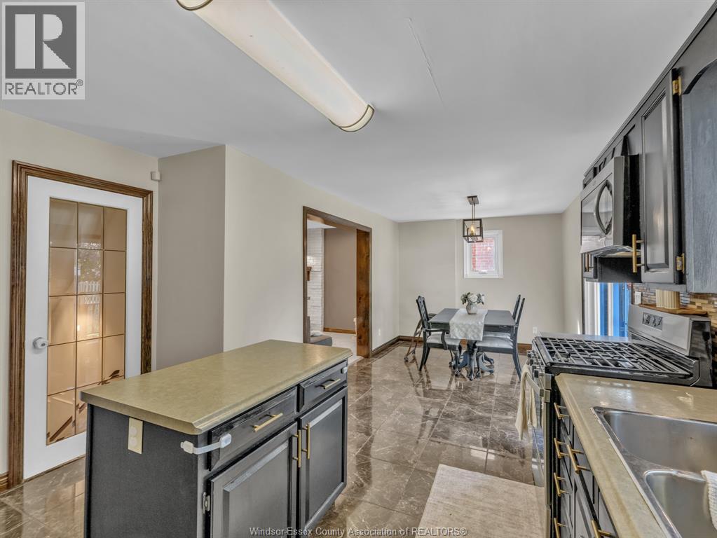 9 Evans Avenue Property Photo 10