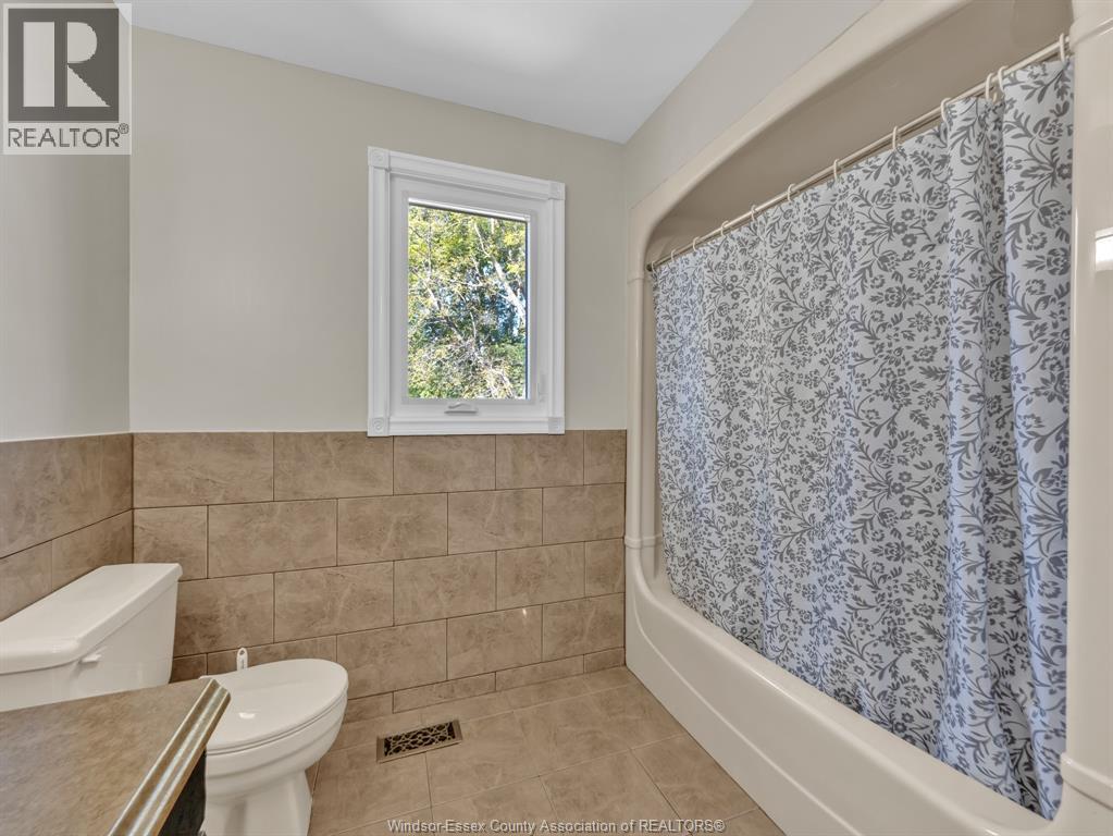 9 Evans Avenue Property Photo 22