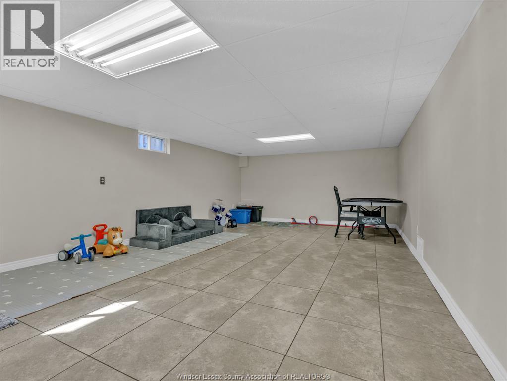 9 Evans Avenue Property Photo 25