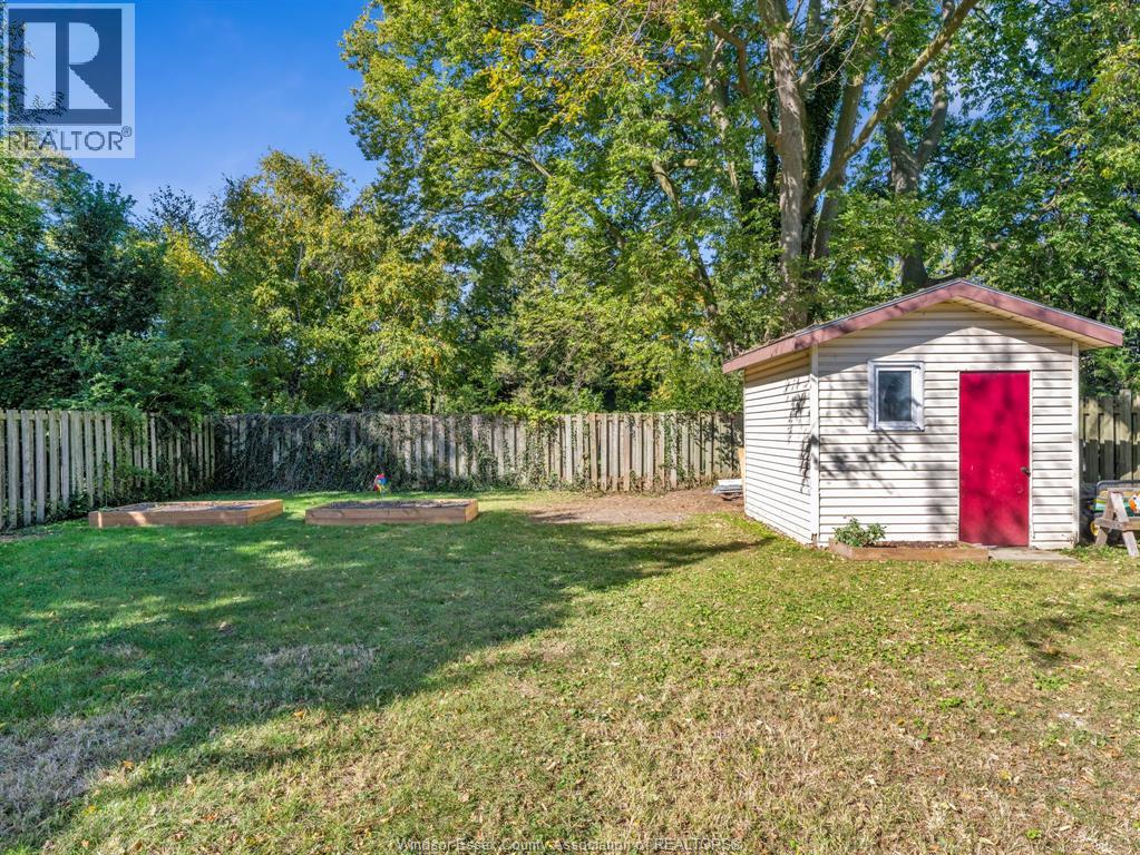 9 Evans Avenue Property Photo 30