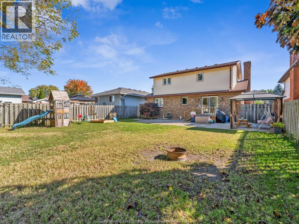 9 Evans Avenue Property Photo 32