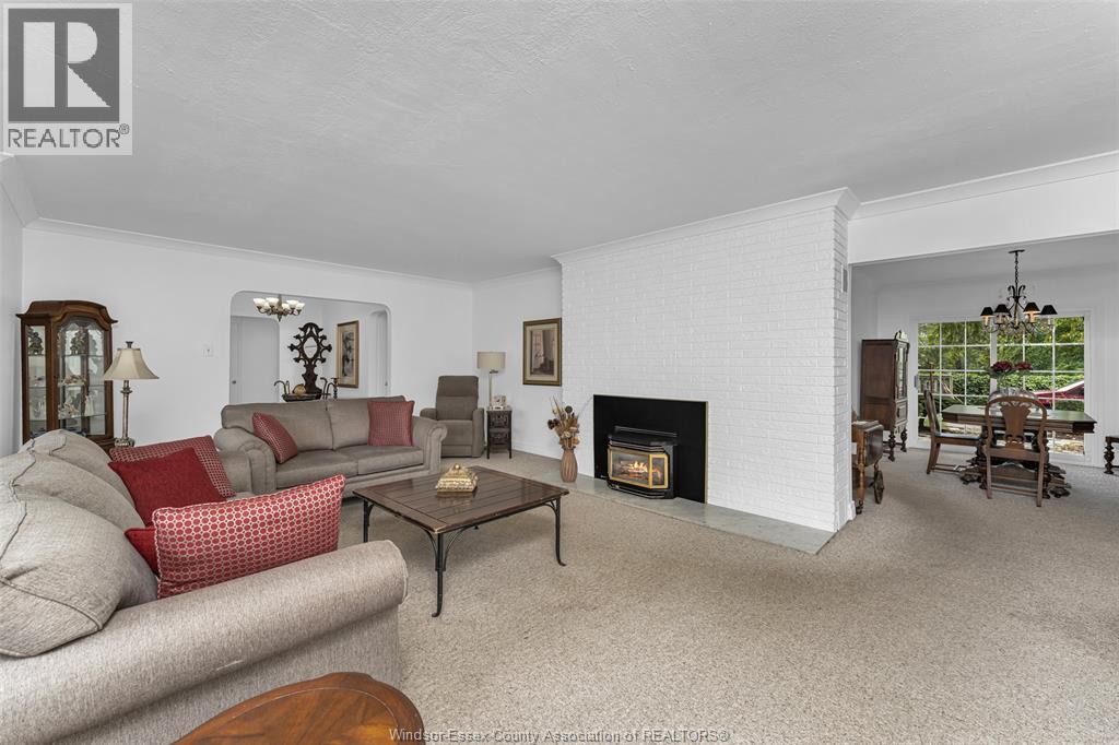2494 Buckingham Drive Property Photo 7