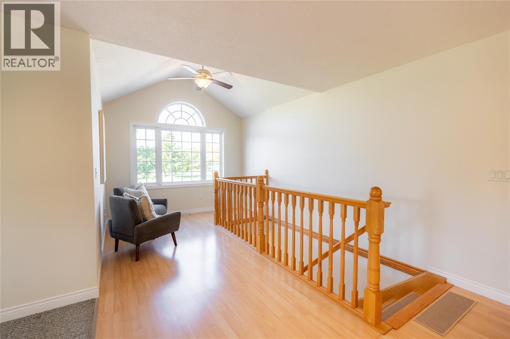 900 St Clair Parkway Property Photo 19