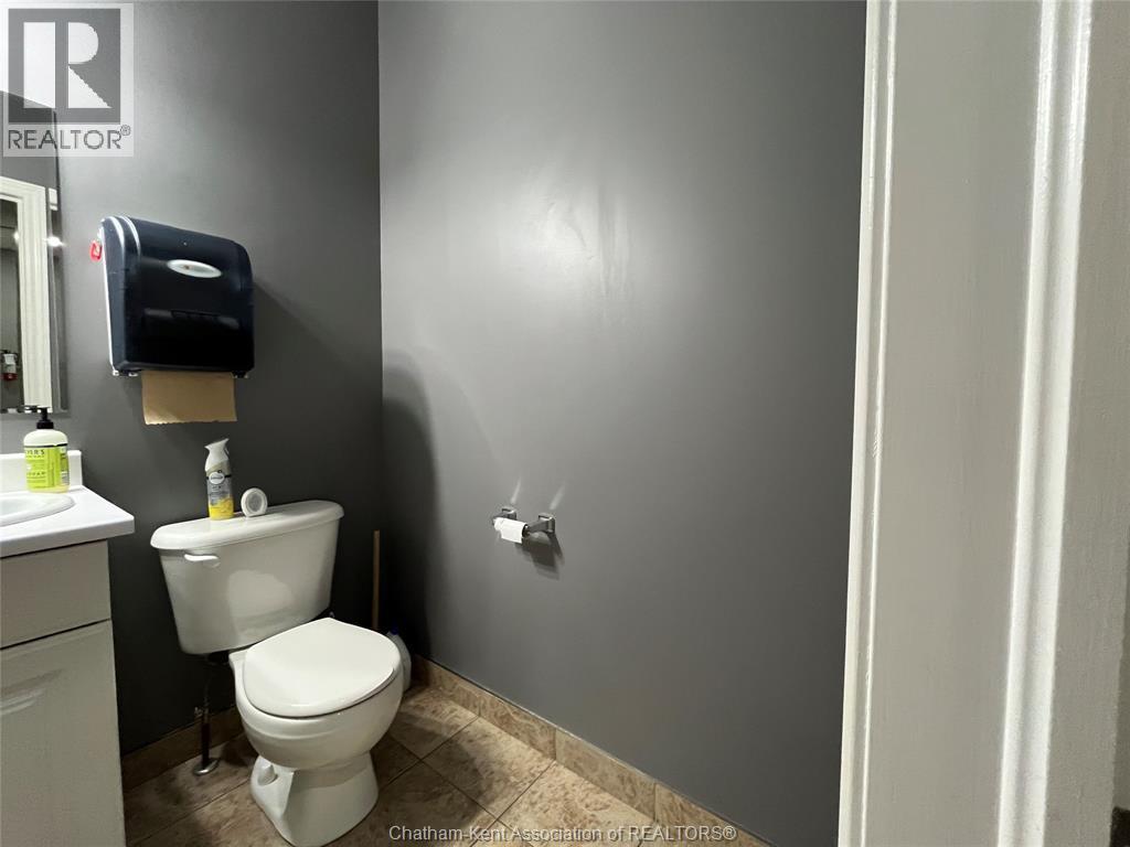 311 St.clair Street Property Photo 14