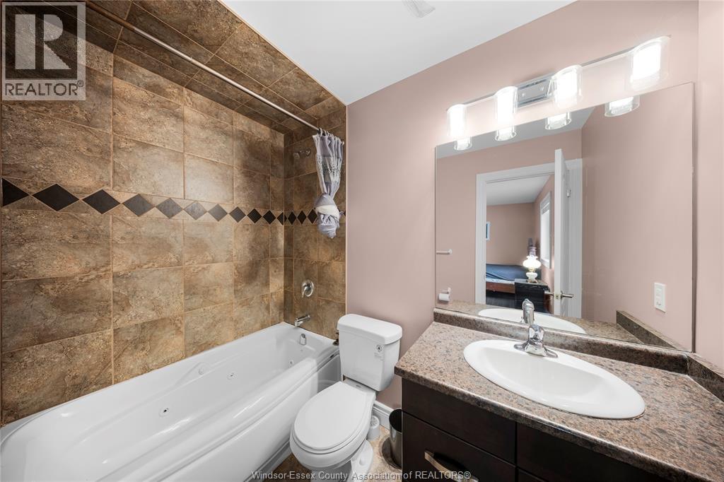 1920 Manitoba Street Property Photo 33