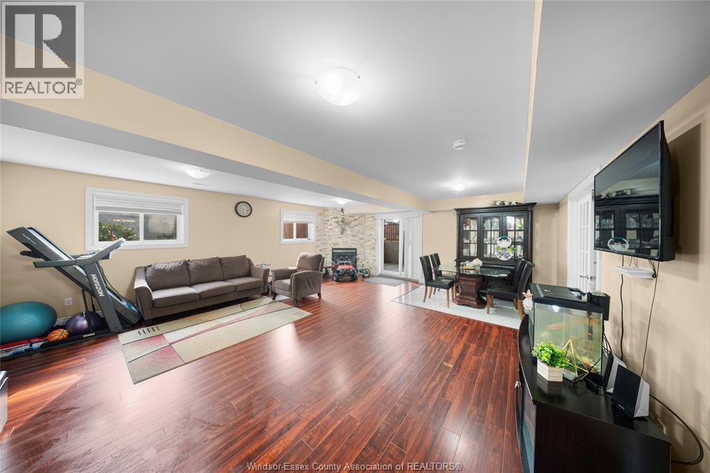 1920 Manitoba Street Property Photo 34