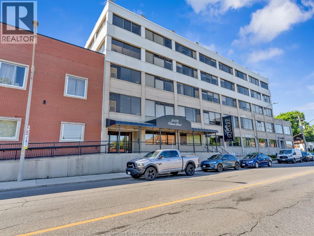 2109 Ottawa Street Unit# 402 Property Photo 2