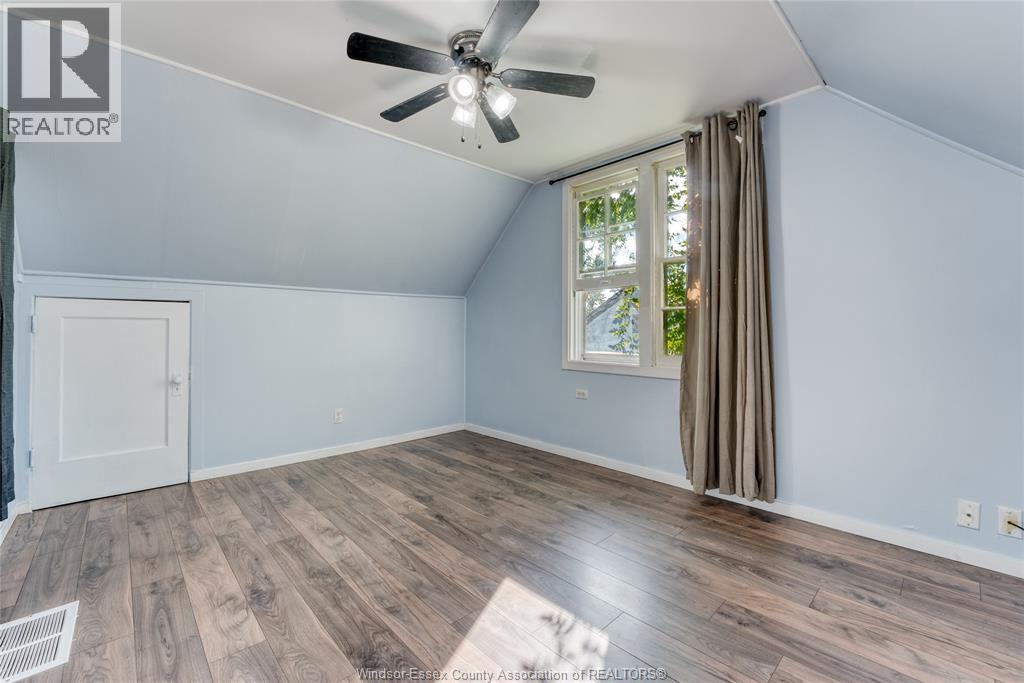 1015 Partington Avenue Property Photo 23