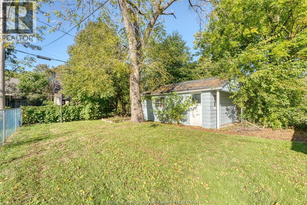 1015 Partington Avenue Property Photo 32
