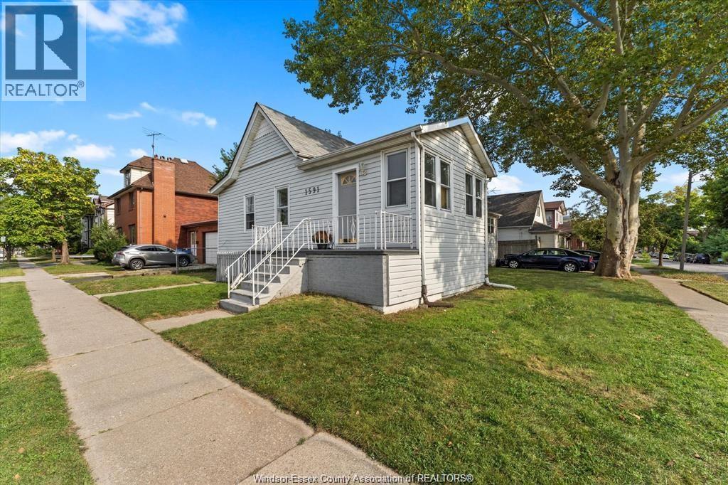 1591 Martindale Street Property Photo 2