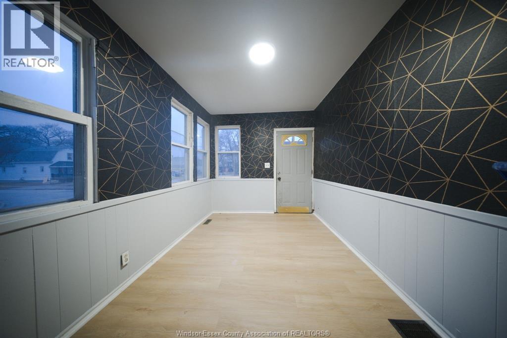 1591 Martindale Street Property Photo 4