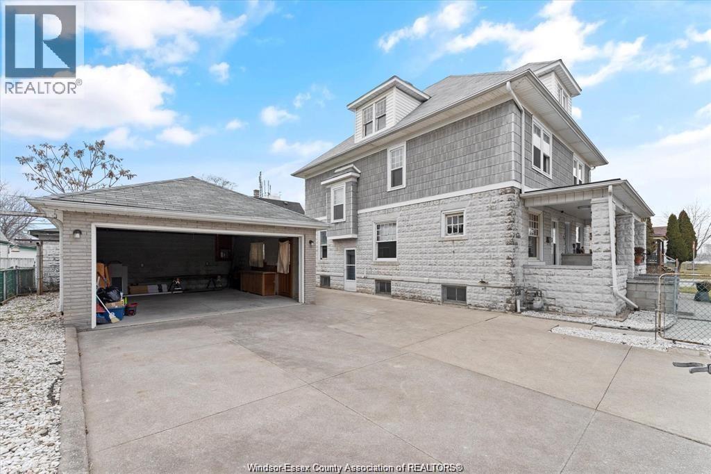 215 Pierre Avenue Property Photo 1