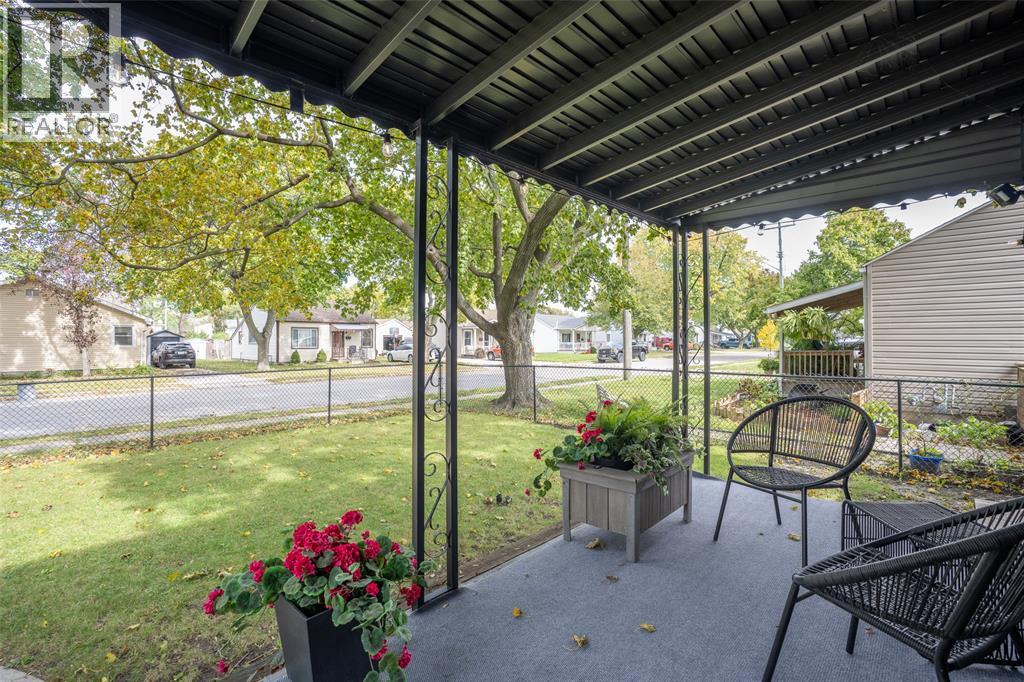 549 Cromwell Street Property Photo 16