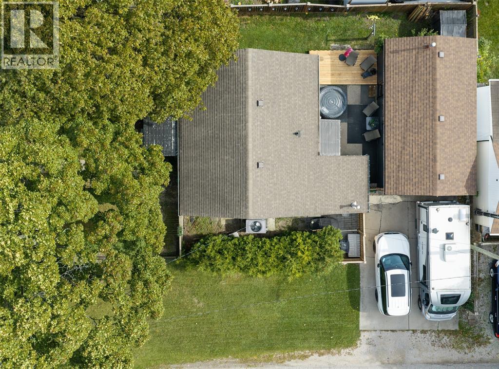 549 Cromwell Street Property Photo 17