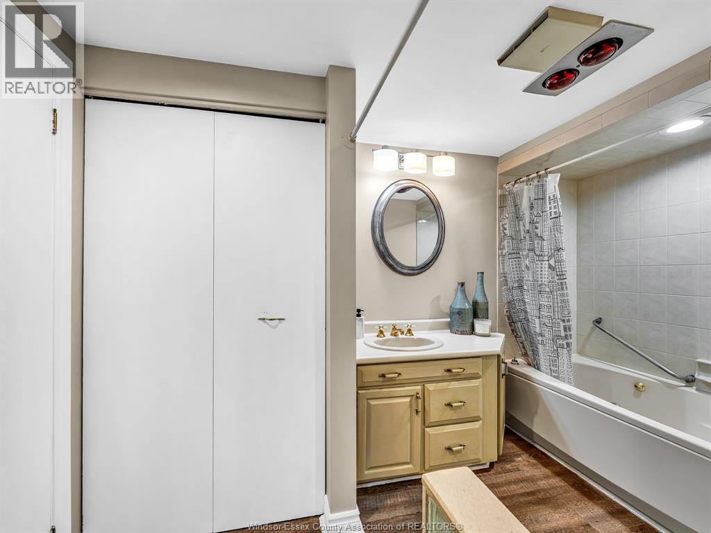 109 Robson Road Unit# 201 Property Photo 22