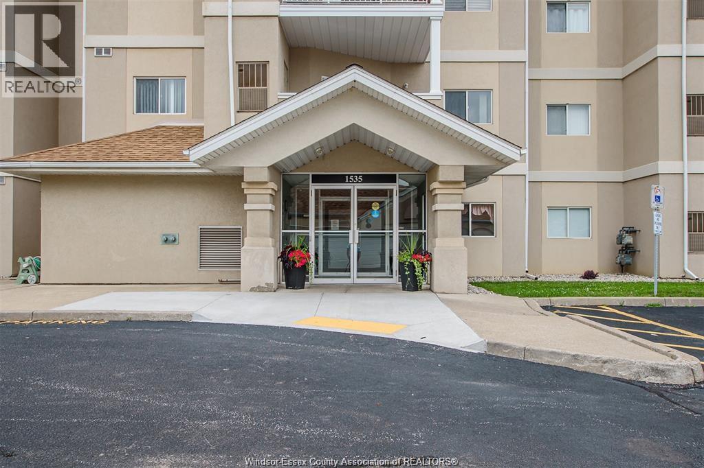 1535 Grand Marais Road West Unit# 305 Property Photo 2