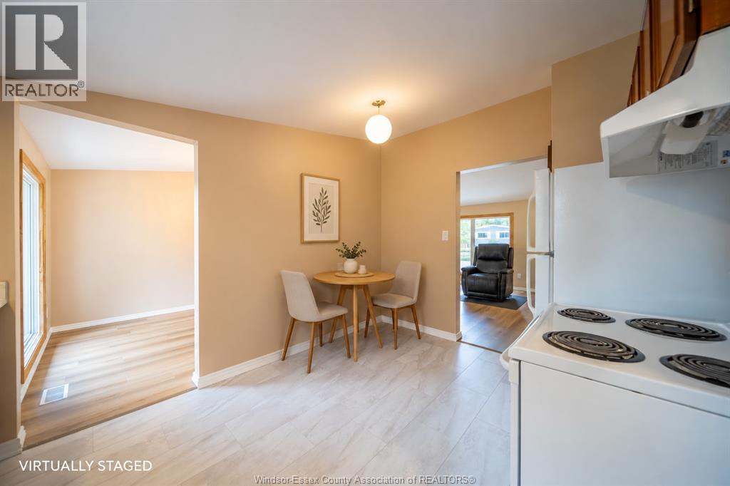 4369 Ashfield Crescent Property Photo 11