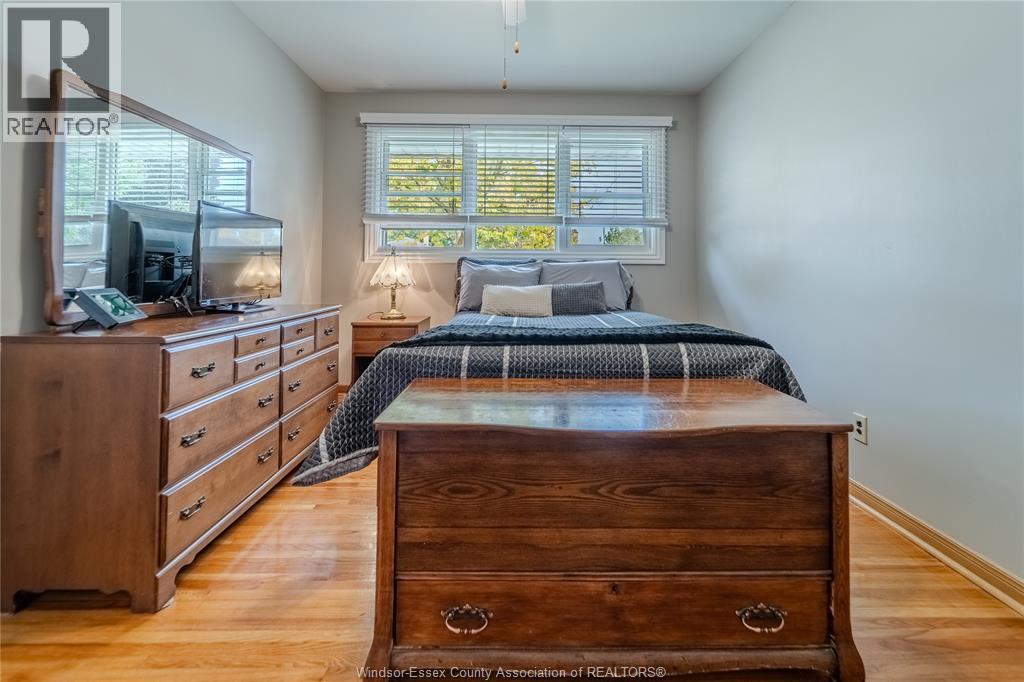 1049 Buckingham Road Property Photo 16
