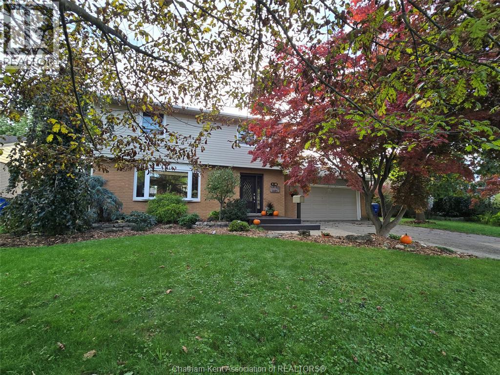 184 CHIPPEWA DRIVE Property Photo 1