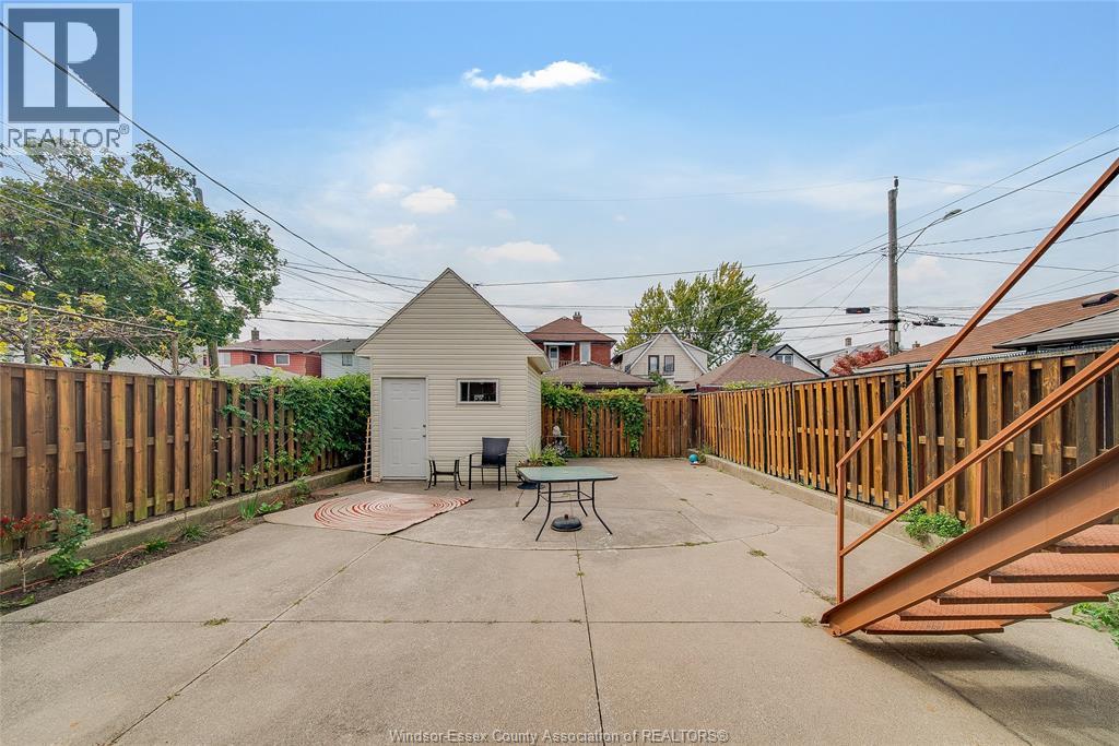 1087 Marentette Property Photo 33