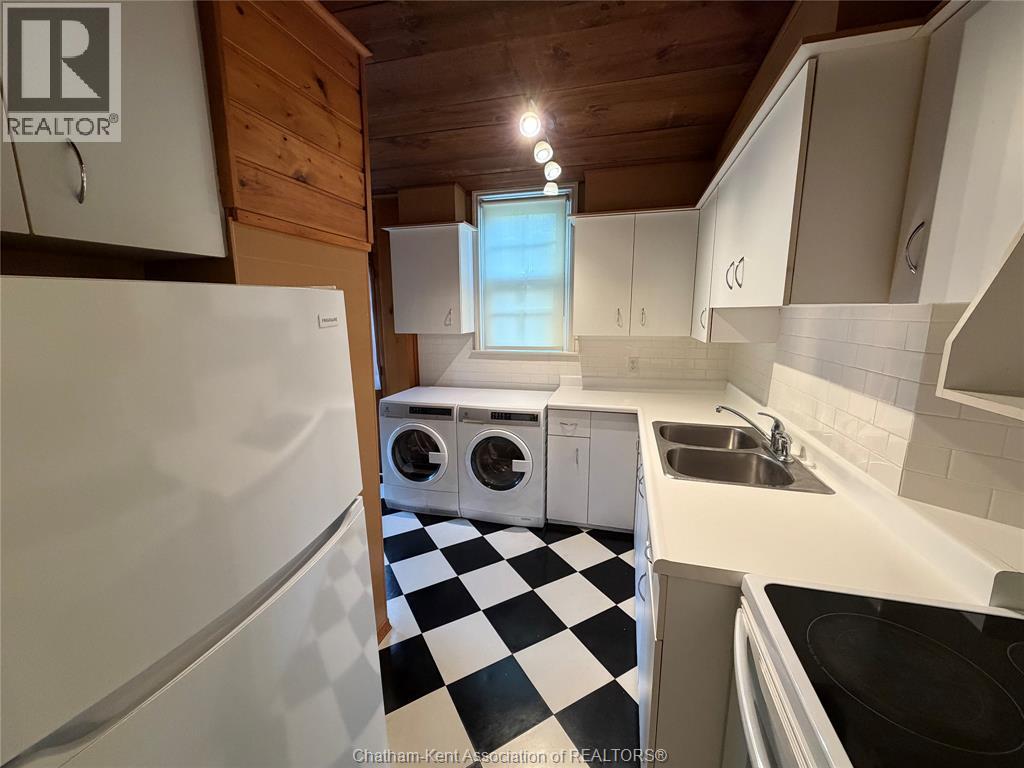 55 Water Street Property Photo 15