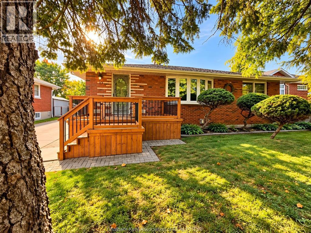 10 Birchwood STREET Property Photo 1