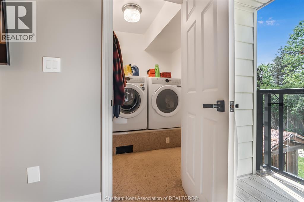 74 University Drive Property Photo 23