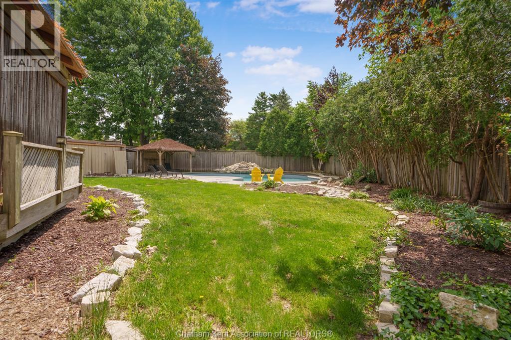 74 University Drive Property Photo 38