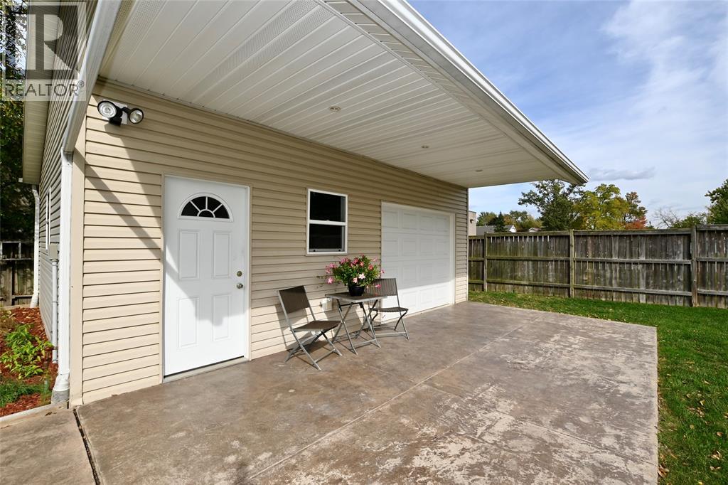 196 Fane Street Property Photo 5