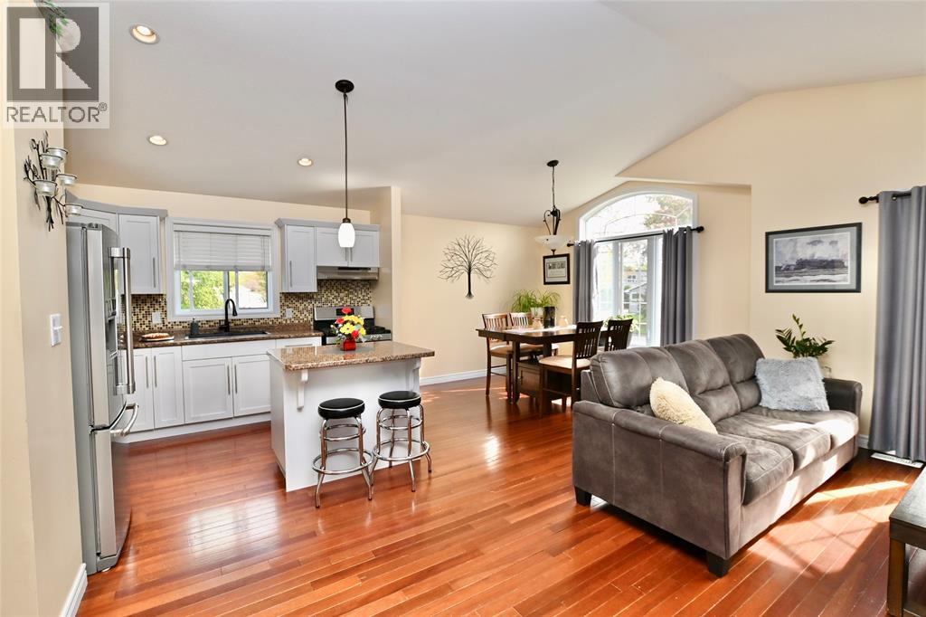 196 Fane Street Property Photo 7