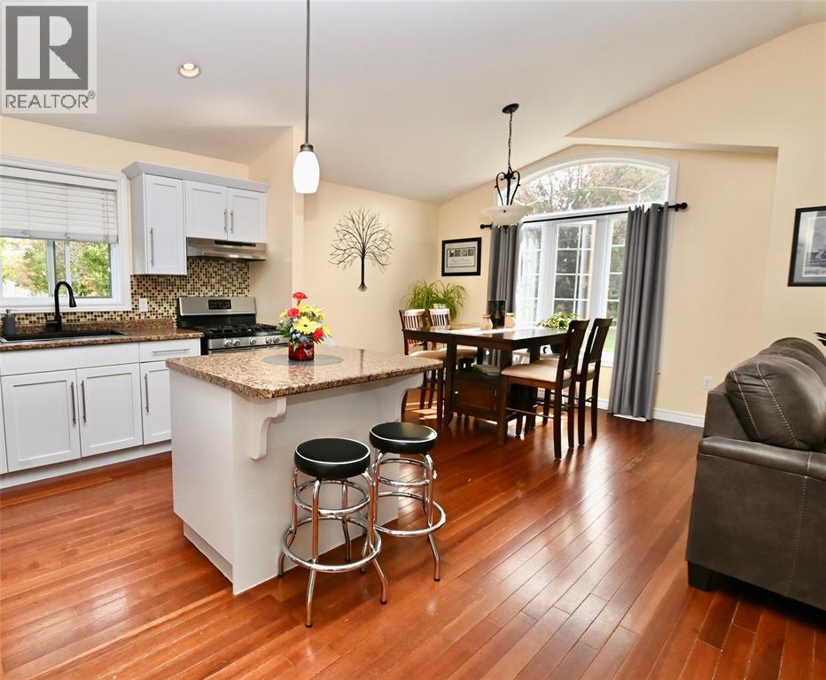 196 Fane Street Property Photo 8