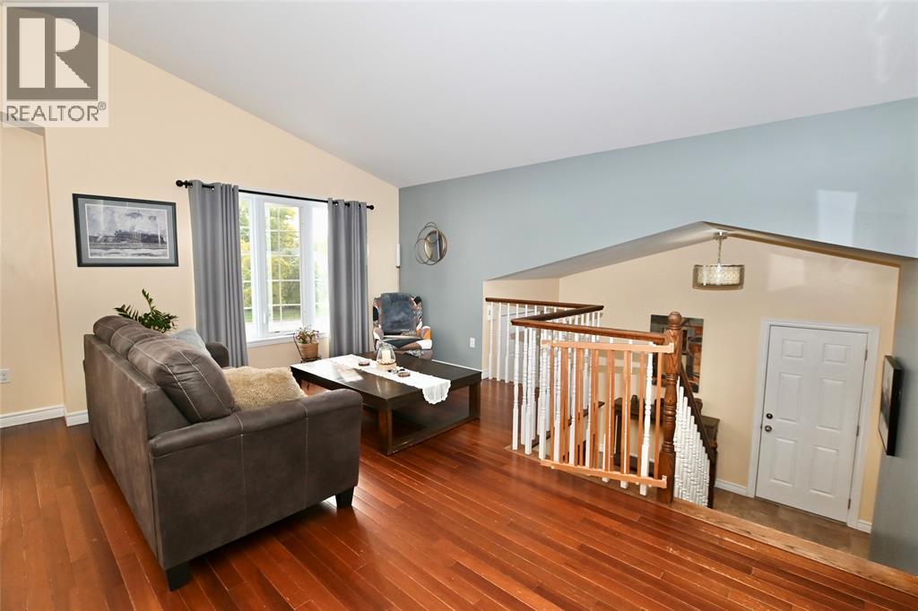 196 Fane Street Property Photo 14