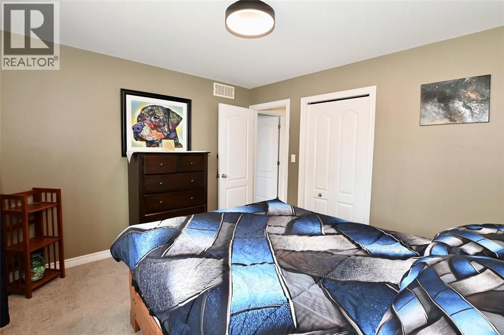 196 Fane Street Property Photo 20