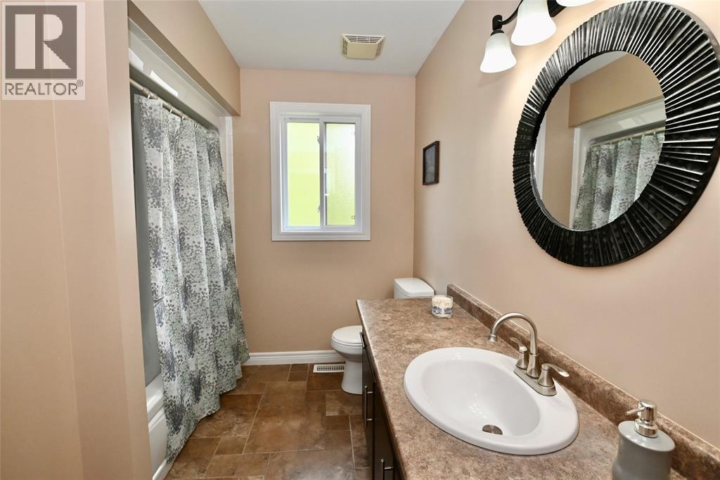 196 Fane Street Property Photo 24