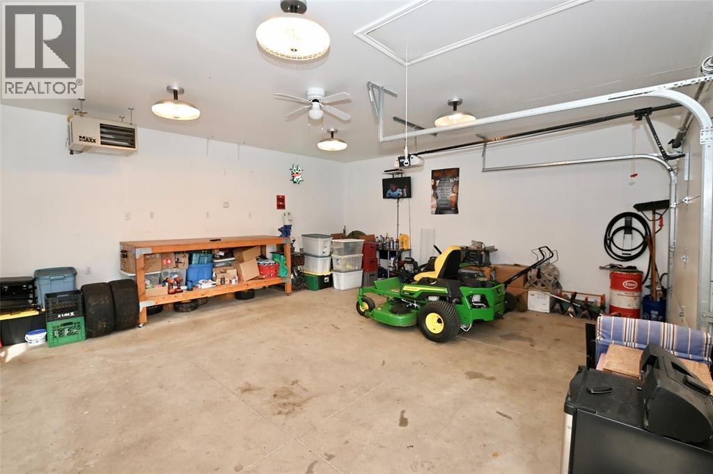 196 Fane Street Property Photo 40
