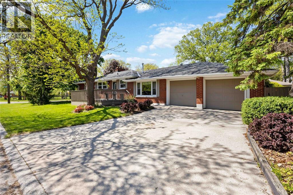 1242 Marcin Road Property Photo 5