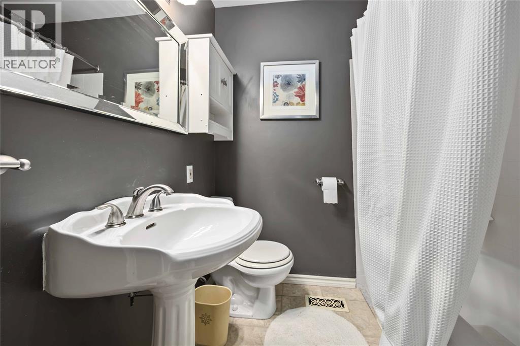 1242 Marcin Road Property Photo 14
