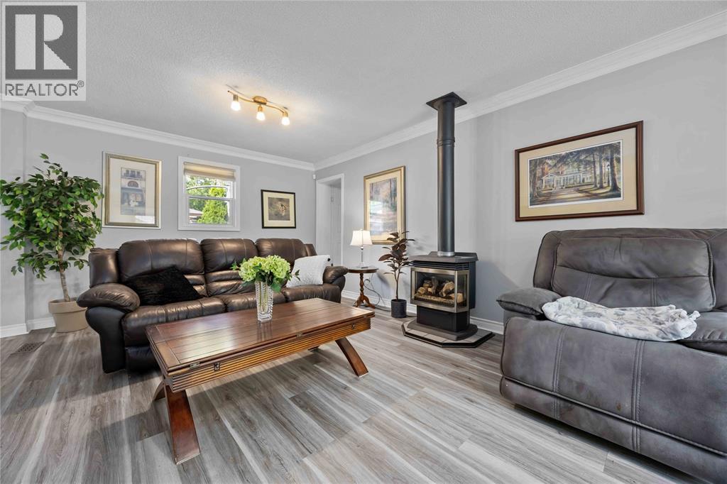 1242 Marcin Road Property Photo 17