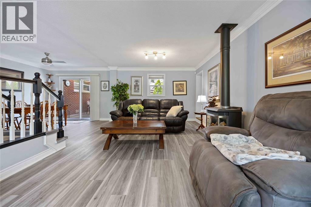 1242 Marcin Road Property Photo 18