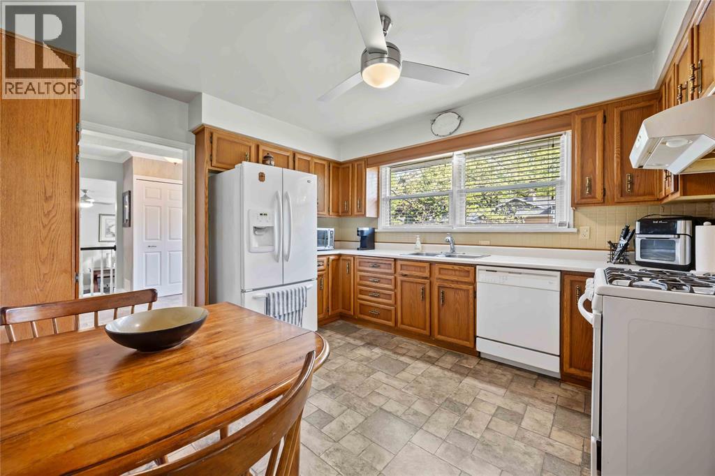 1242 Marcin Road Property Photo 22