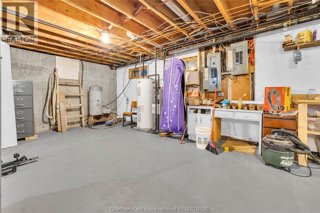 4979 Lambton Line Property Photo 32