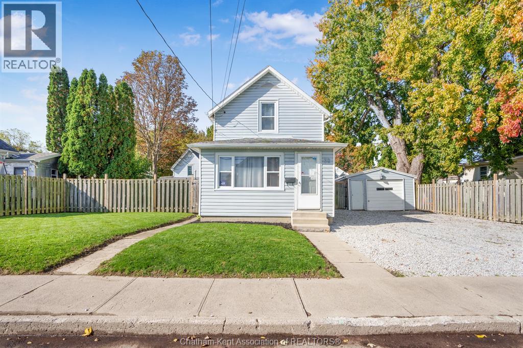 32 Foster Street Property Photo 3