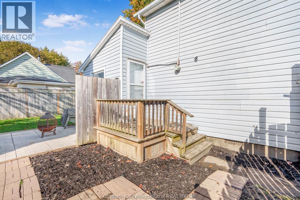 32 Foster Street Property Photo 8