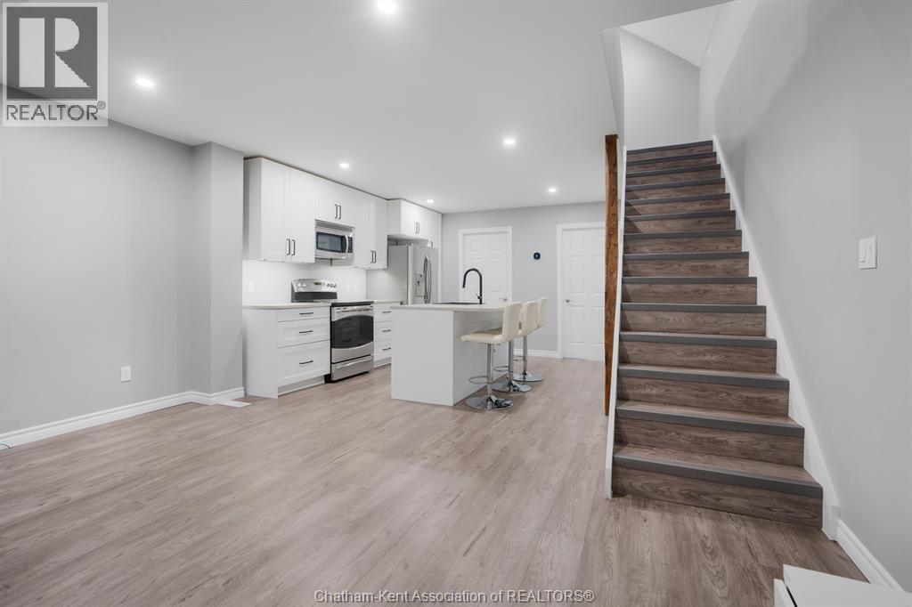 32 Foster Street Property Photo 12