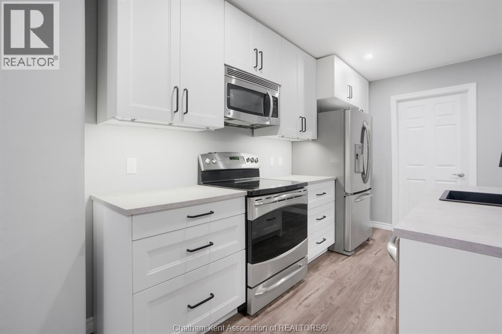 32 Foster Street Property Photo 16
