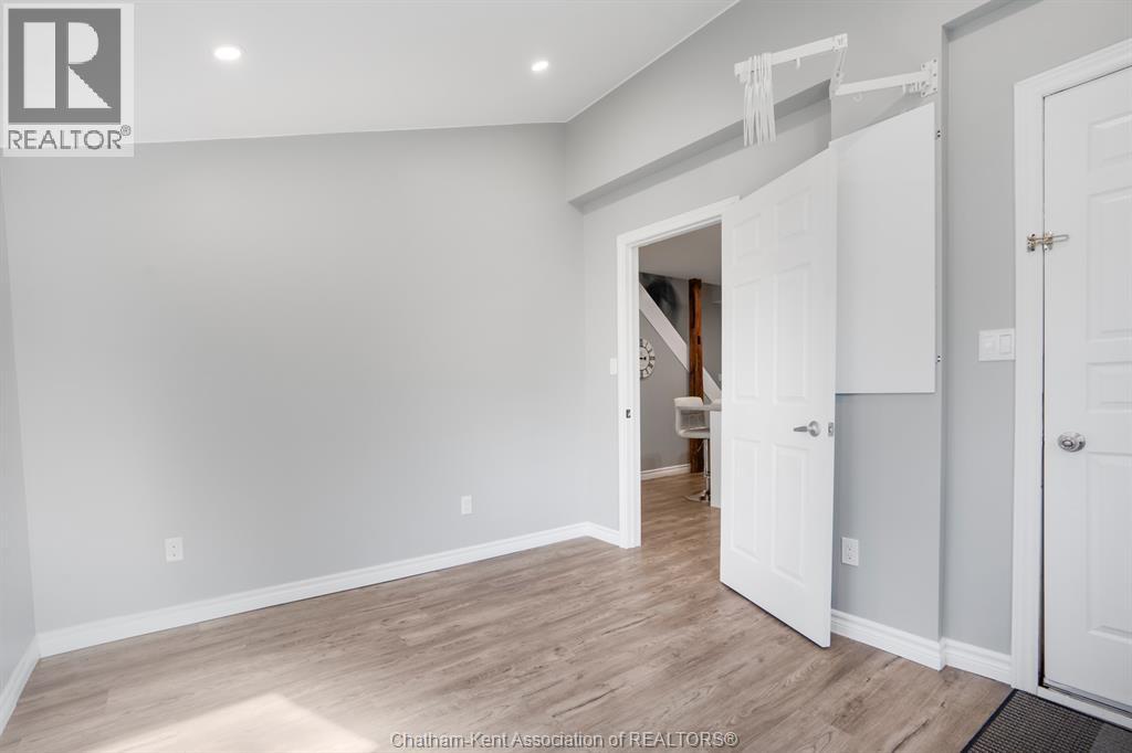 32 Foster Street Property Photo 19