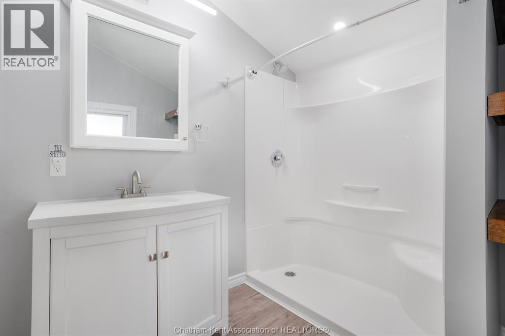 32 Foster Street Property Photo 22