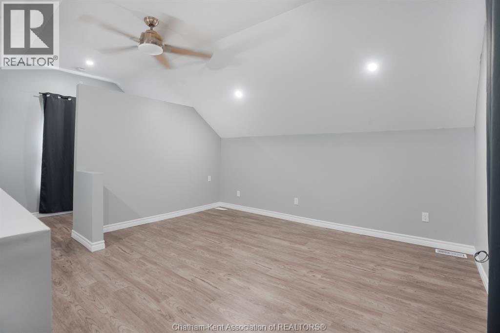 32 Foster Street Property Photo 26